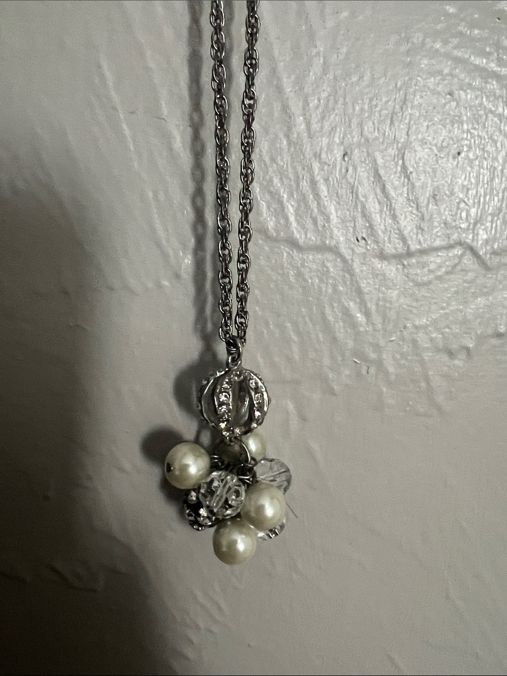 Silver Pearl and Crystal Cluster Pendant Necklace - jewel Kade